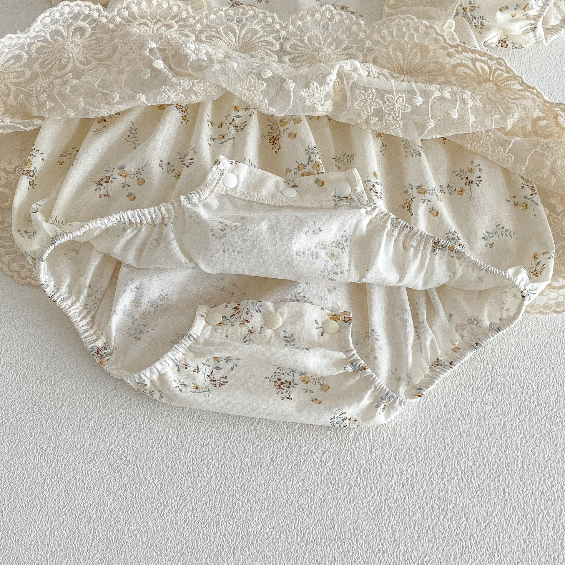 Baby Summer A-Class Clothes Girl Baby Romper Thin Lace Floral Princess Dress Newborn Bodysuit Cotton