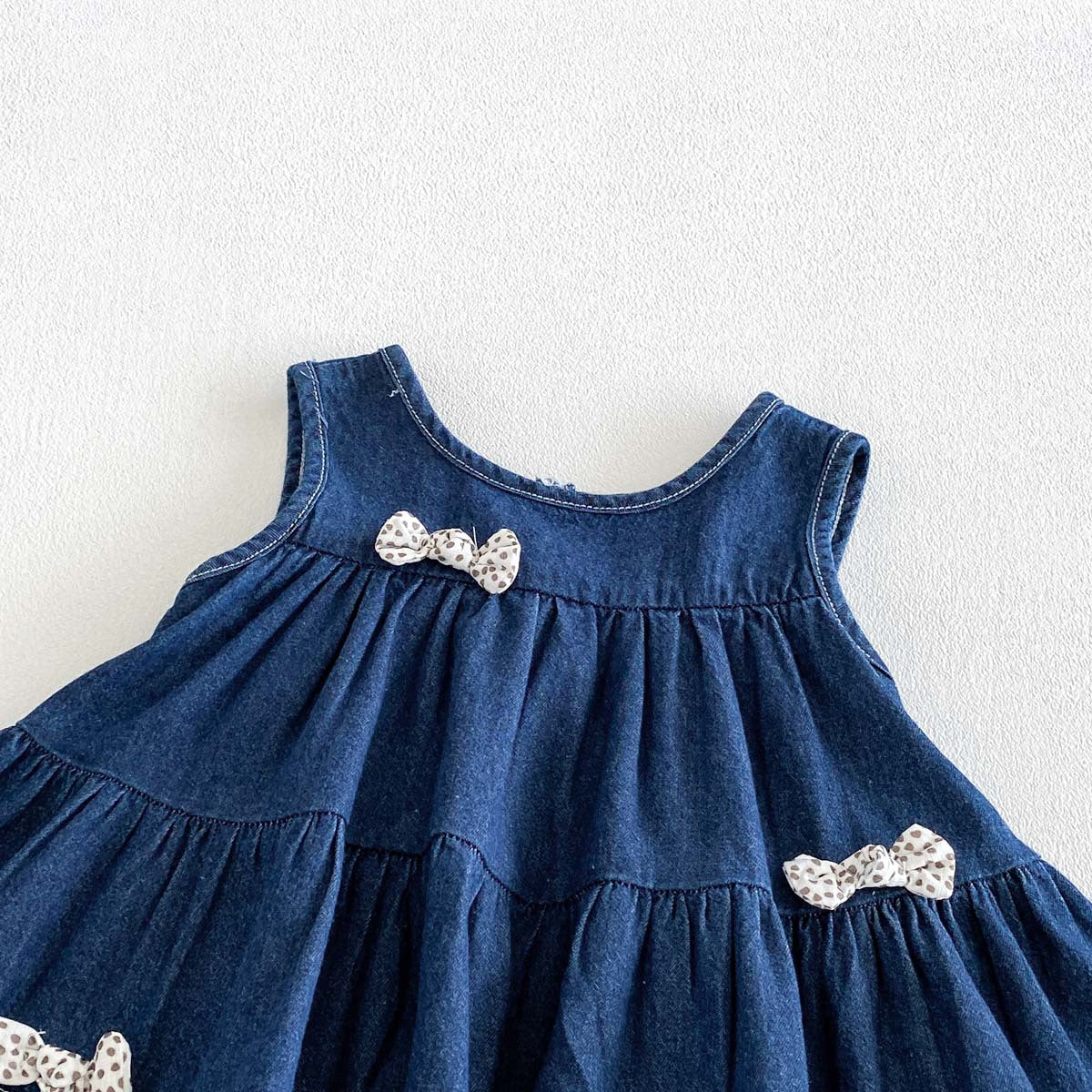 Child's Summer Sleeveless Denim Romper Dress with 3D Bow, Fashionable Baby Outfit