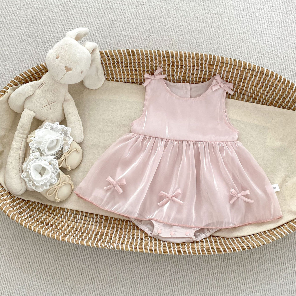 Cute Baby Girls Summer Outfit with Bow and Floral Design, Sleeveless Romper Dress, Princess Style for Newborns and Baby Showers
