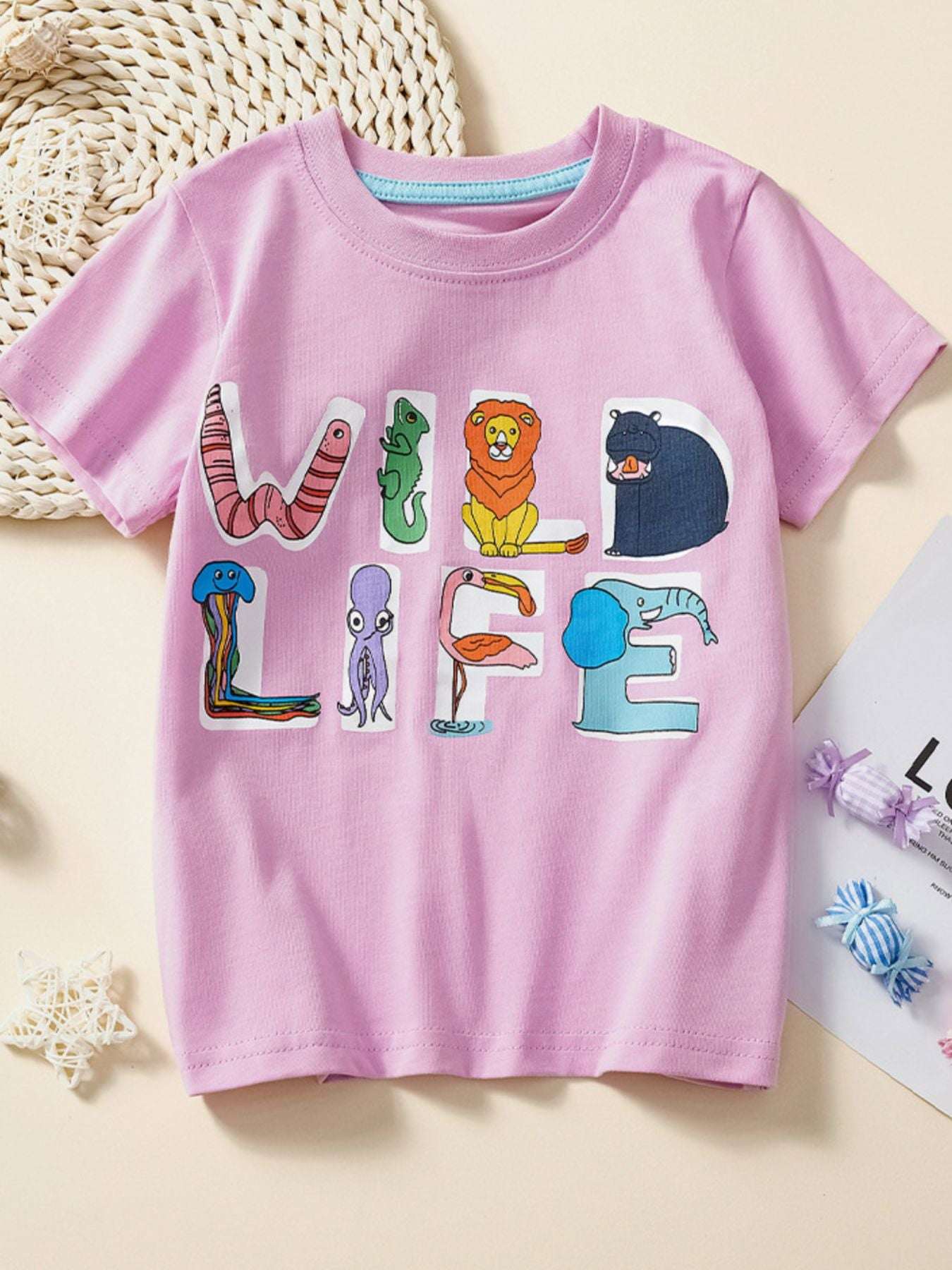 Dusty pink kids crew neck short-sleeve T-shirt with colorful animal graphic