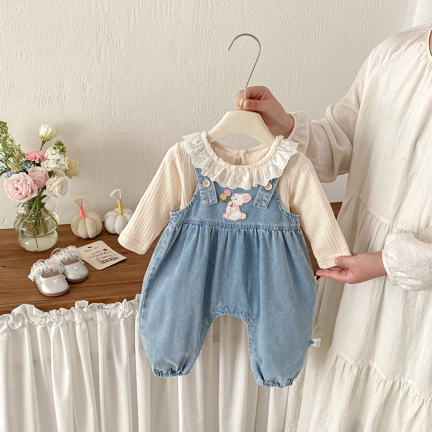 Baby Spring New Rabbit Ears Overalls Set, Girl Baby Lace Shirt Bodysuit Two-Piece Set