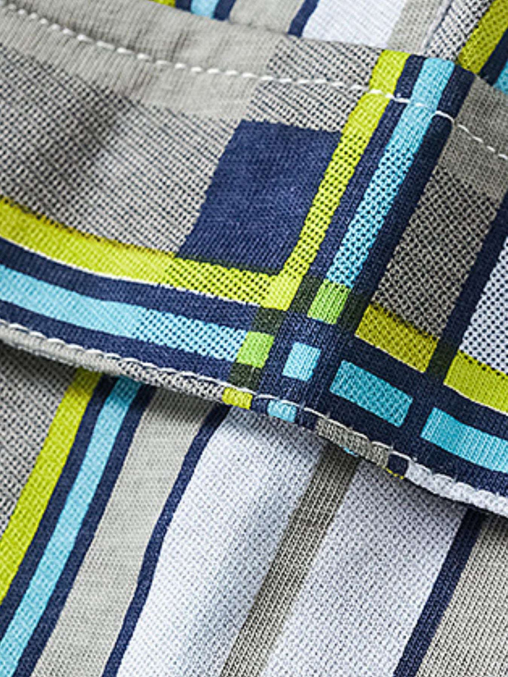 Plaid shorts with elastic waistband, gray base and blue, green, yellow stripes
