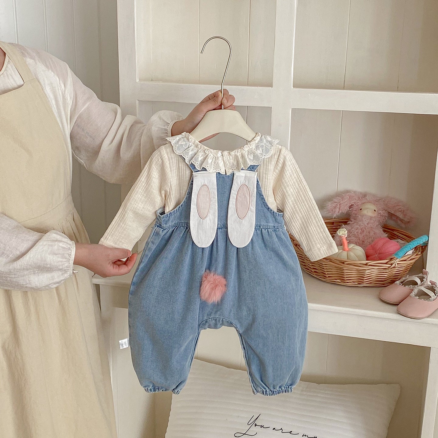 Baby Spring New Rabbit Ears Overalls Set, Girl Baby Lace Shirt Bodysuit Two-Piece Set