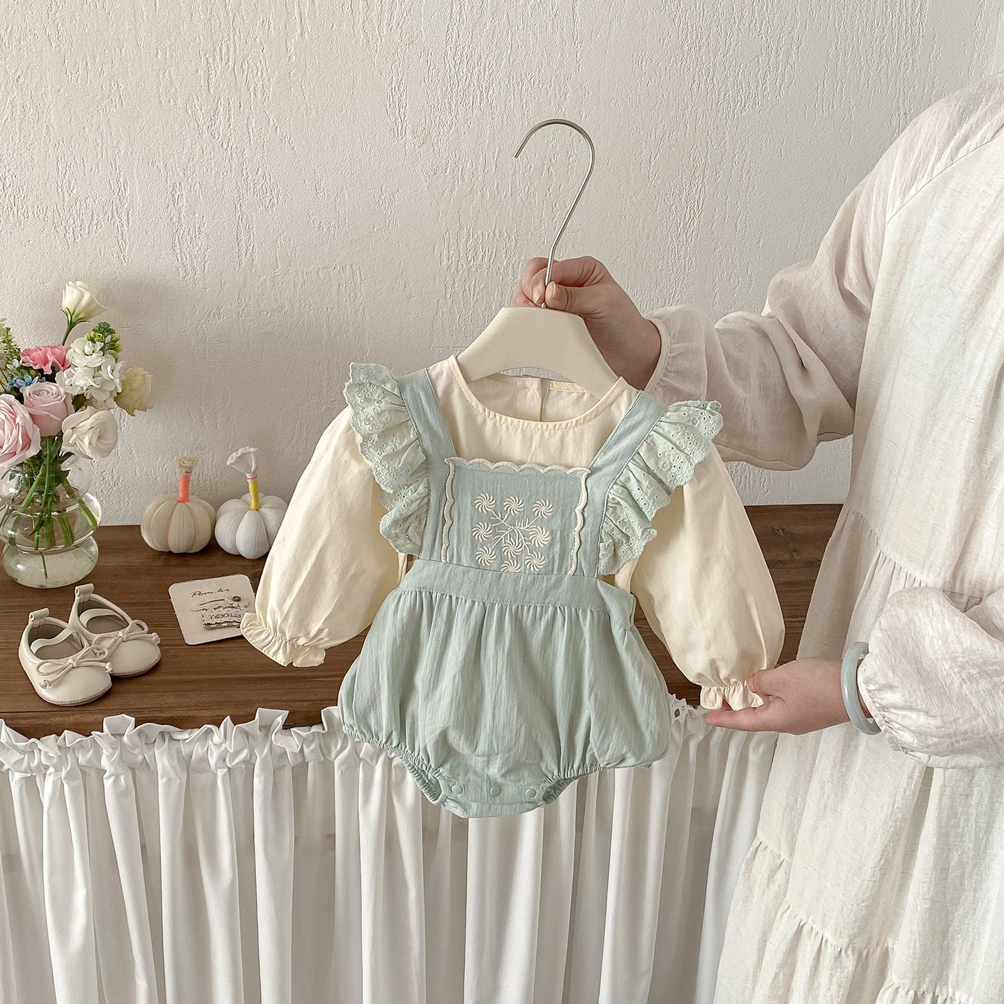 Spring New Baby Embroidered Overalls Romper Set, Girl Baby Shirt and Triangular Crawler Stylish Two-Piece Set