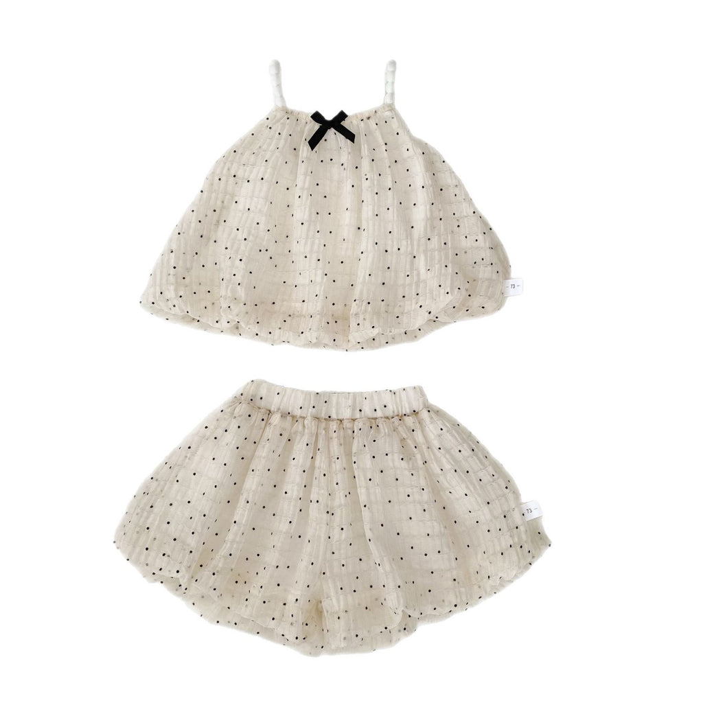 Cute Baby Girl Polka Dot Sleeveless Bloomer Top and Shorts Set, Sweet Baby Outfit for 100 Days and Birthday Celebration