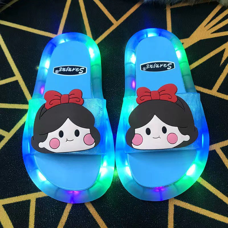 Internet celebrity luminous children's slippers fashionable crystal shoes shiny lights boys and girls children's luminous sandals
