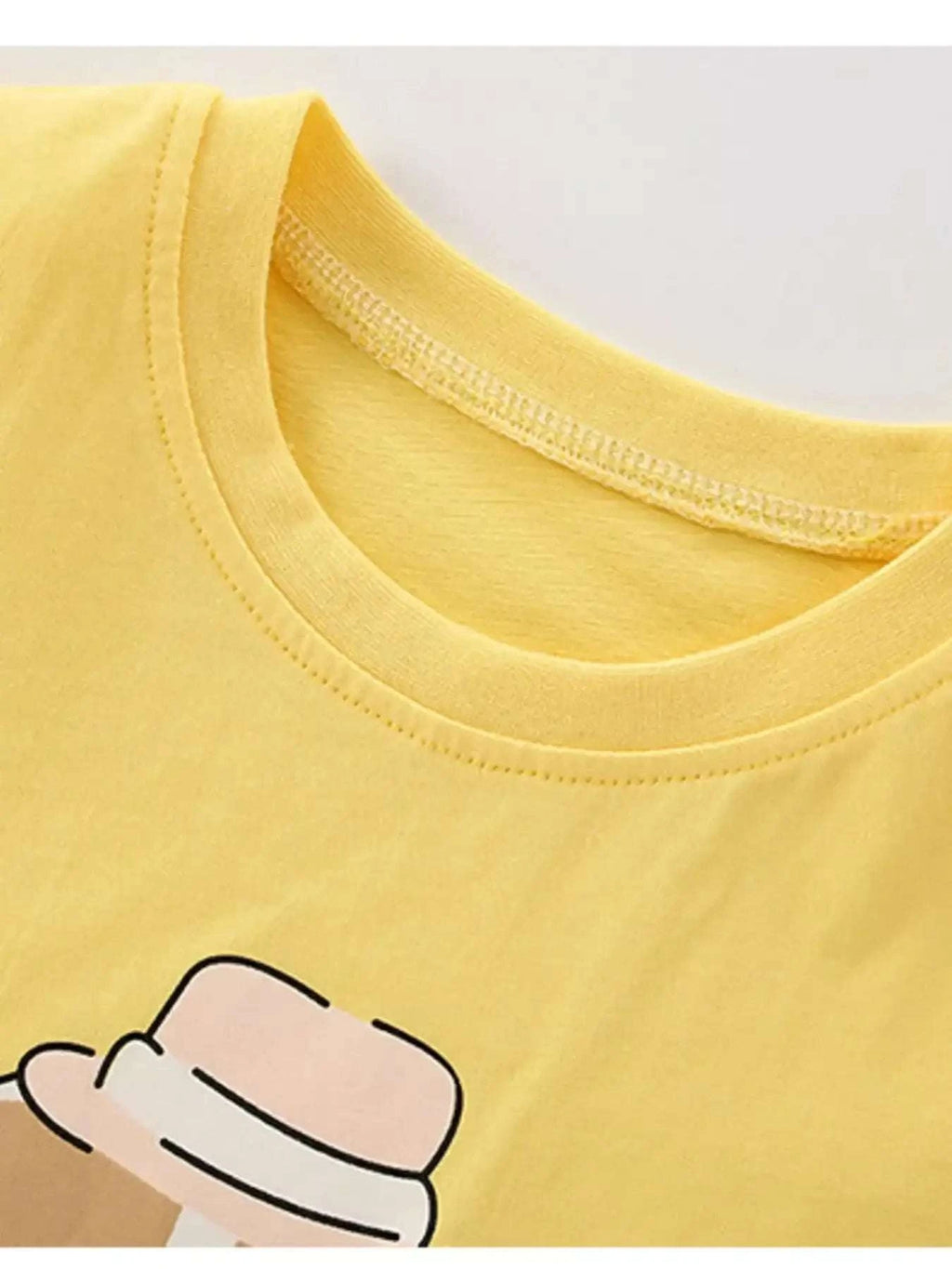 Children's yellow dog graphic T-shirt with crew neckline and short sleeves